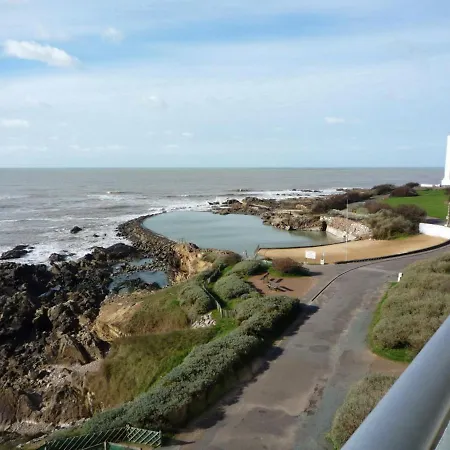 Apartment 2 Avec Magnifique Terrasse Face Mer, Au Coeur Du Quartier Pittoresque De La Chaume - Fr-1-92-711 *