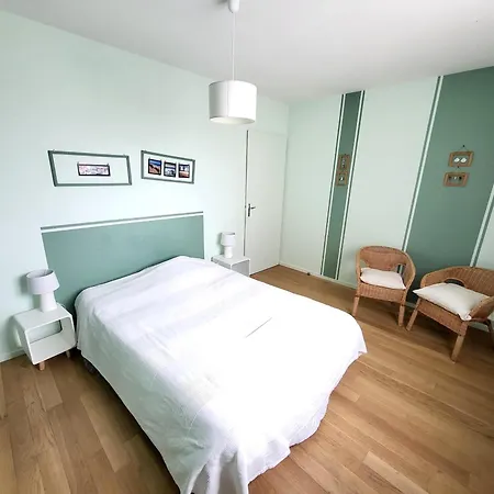 2 Avec Magnifique Terrasse Face Mer, Au Coeur Du Quartier Pittoresque De La Chaume - Fr-1-92-711 Apartamento