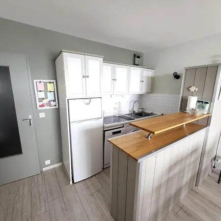 2 Avec Magnifique Terrasse Face Mer, Au Coeur Du Quartier Pittoresque De La Chaume - Fr-1-92-711