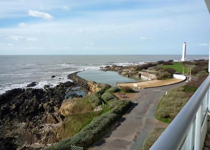 Apartamento 2 Avec Magnifique Terrasse Face Mer, Au Coeur Du Quartier Pittoresque De La Chaume - Fr-1-92-711 *