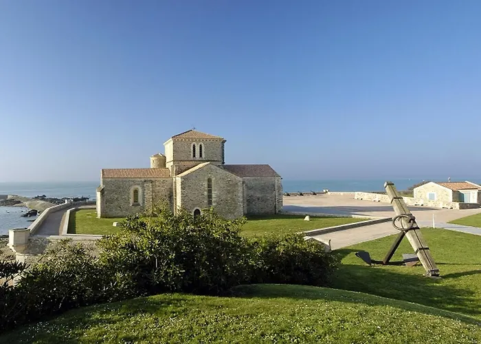 2 Avec Magnifique Terrasse Face Mer, Au Coeur Du Quartier Pittoresque De La Chaume - Fr-1-92-711 Les Sables-dʼOlonne